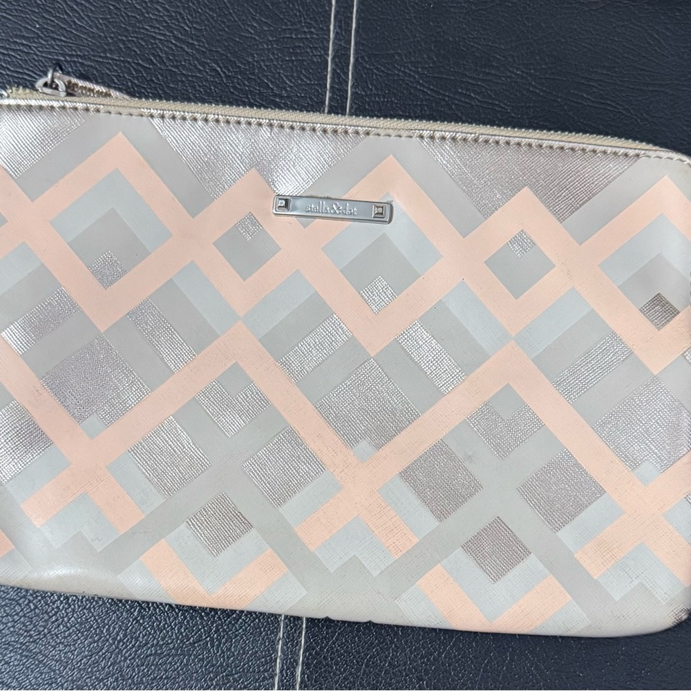 Stella & Dot Silver Tan Wristlet Clutch